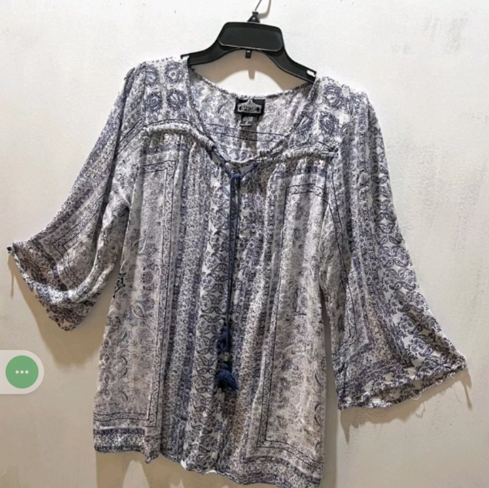 Angie  Woman’s short Dress Small Blue Floral Flare Sleeve